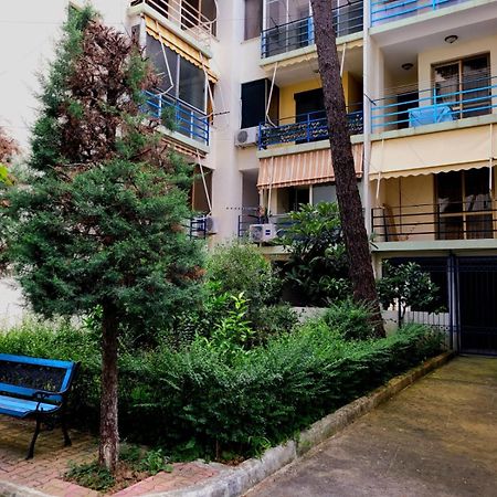 J&A Beachside Apartment Golem  Exterior photo